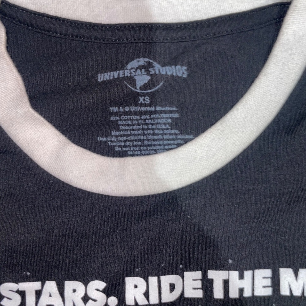 Universal studios original T-shirt, King Kong ,ET , jaws - Picture 2 of 3